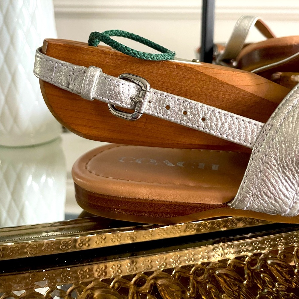 Coach Cassidy Metallic Leather Sandal- Size 8.5 - Picture 2 of 8